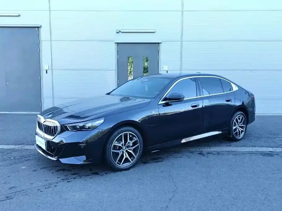 BMW i5 eDrive 35L M Sport Package 2026