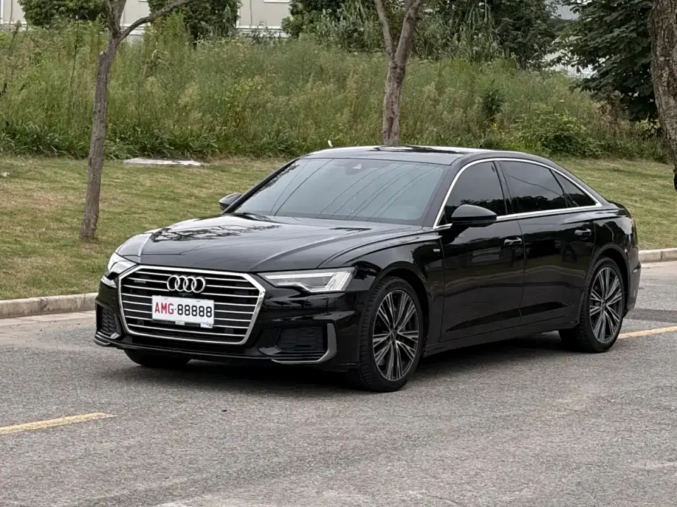 Audi A6L 55 TFSI quattro Premium Elegance 2022