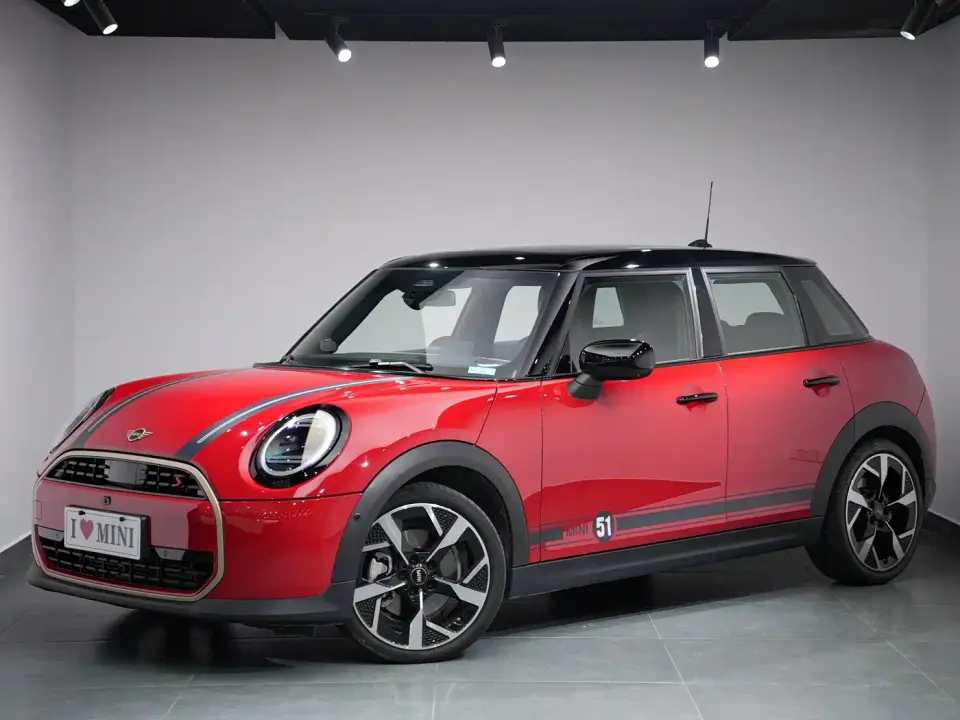 Mini MINI Model 2.0T COOPER S Artist 5-Door 2024