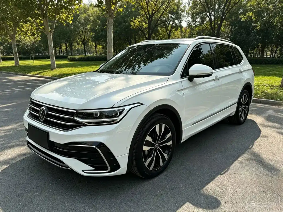 Volkswagen Tiguan L Facelift 330TSI Auto FWD R-Line Premium 2024
