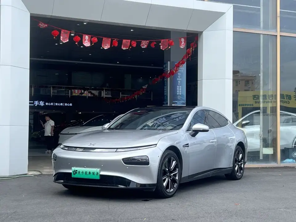 XPeng P7 Model 670N 2021