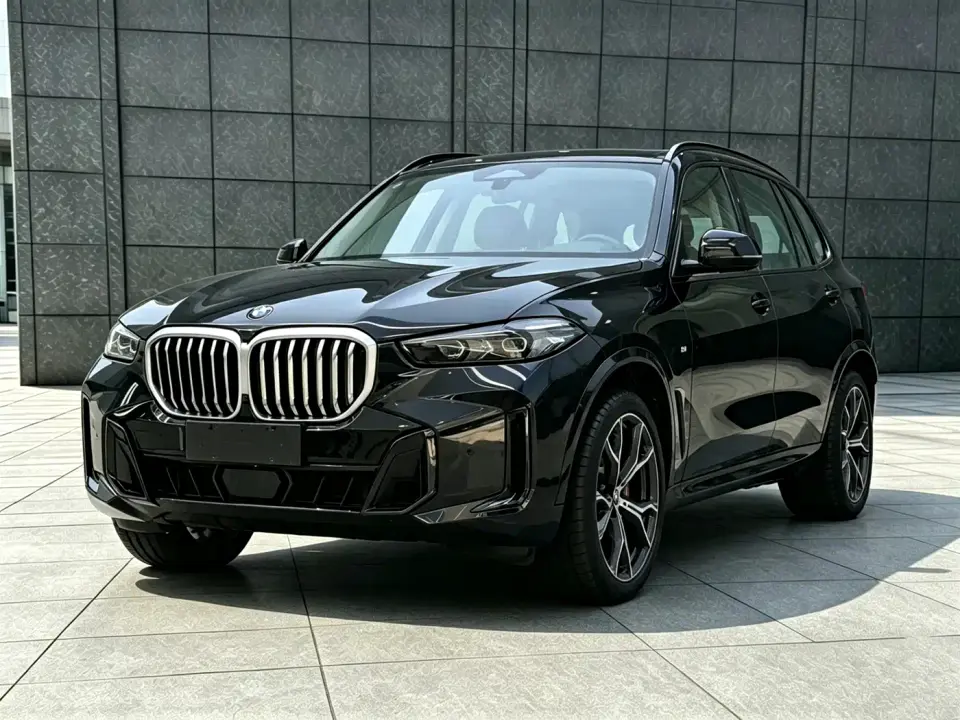 BMW X5 Model xDrive 30Li Exclusive M Sport Blackout Package 2025