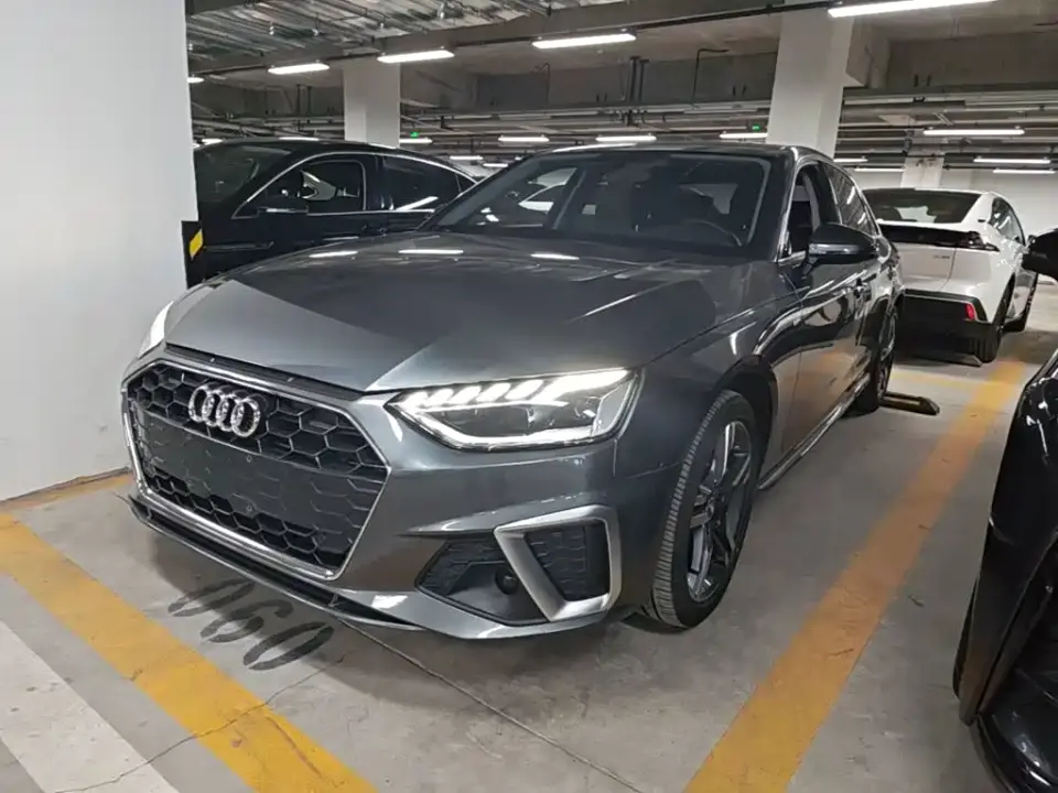 Audi A4L 40 TFSI Fashion Dynamic Edition 2021