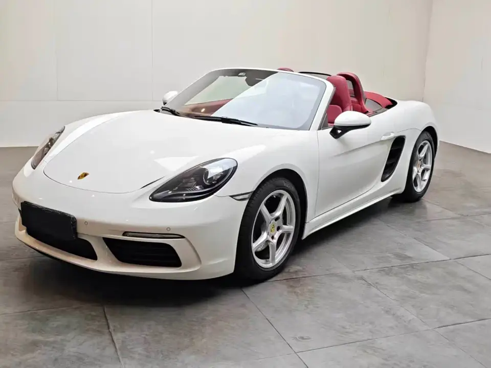 Porsche 718 Boxster 2.0T 2024