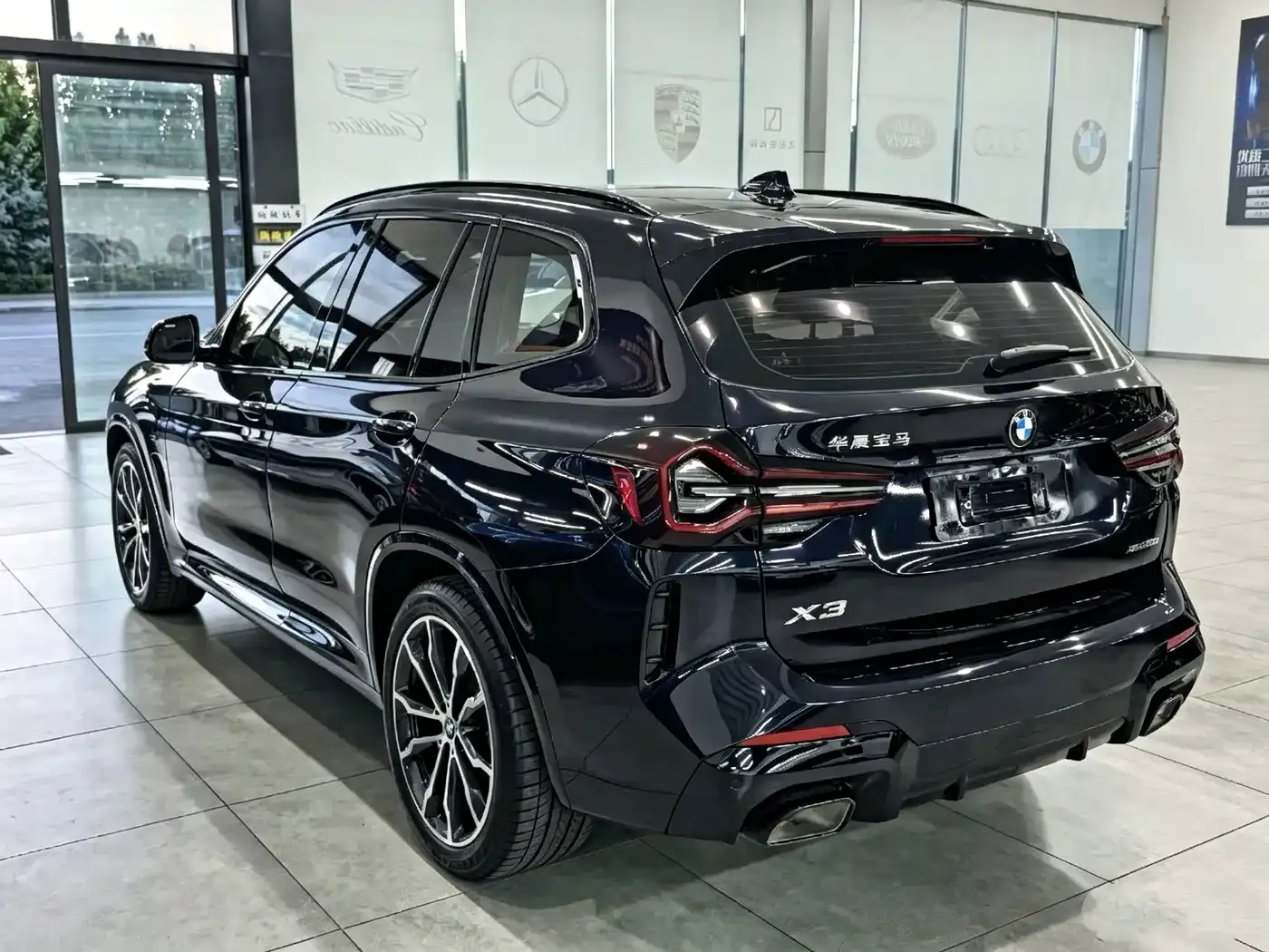 BMW X3 xDrive30i Leading M Night Package 2022 — фото 6