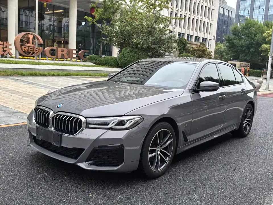 BMW 5 Series (Import) 525i M Sport Package 2021