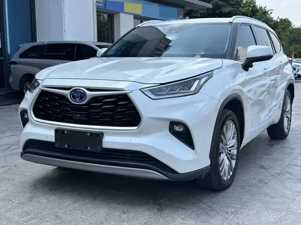 Toyota Highlander Dual Engine 2.5L 2WD Premium 7-Seater 2022