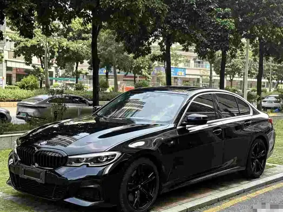 BMW 3 Series 325i M Sport Package 2021