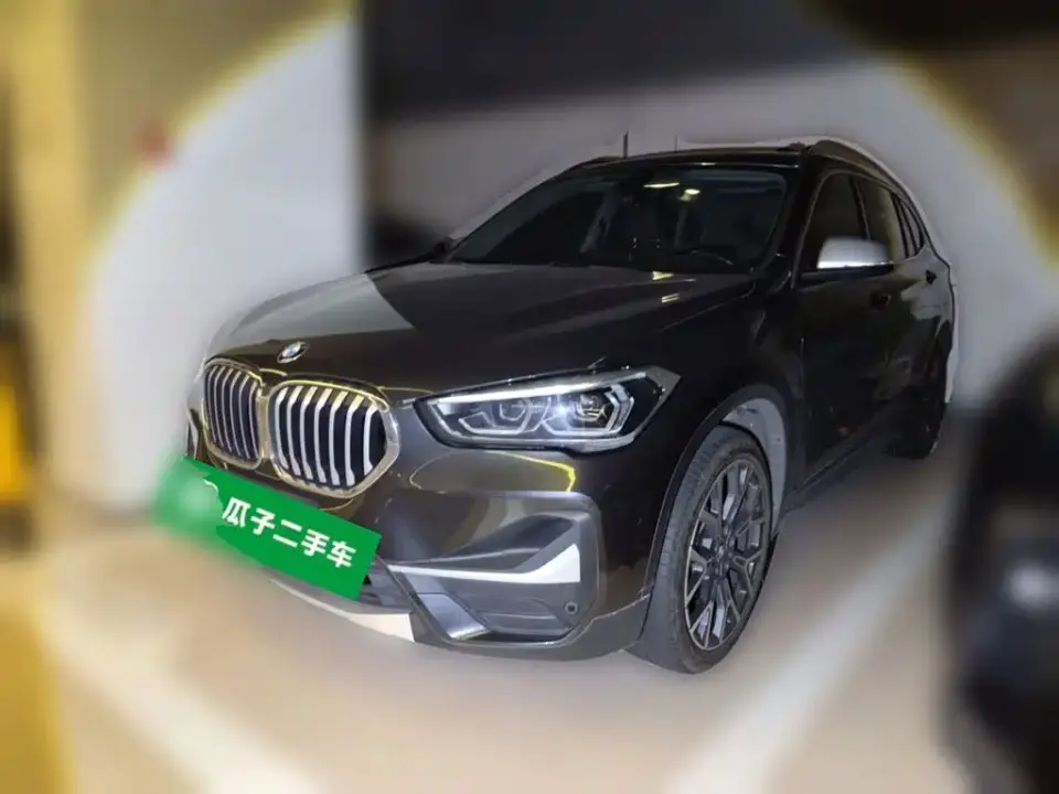 BMW X1 xDrive25Li Exclusive 2021