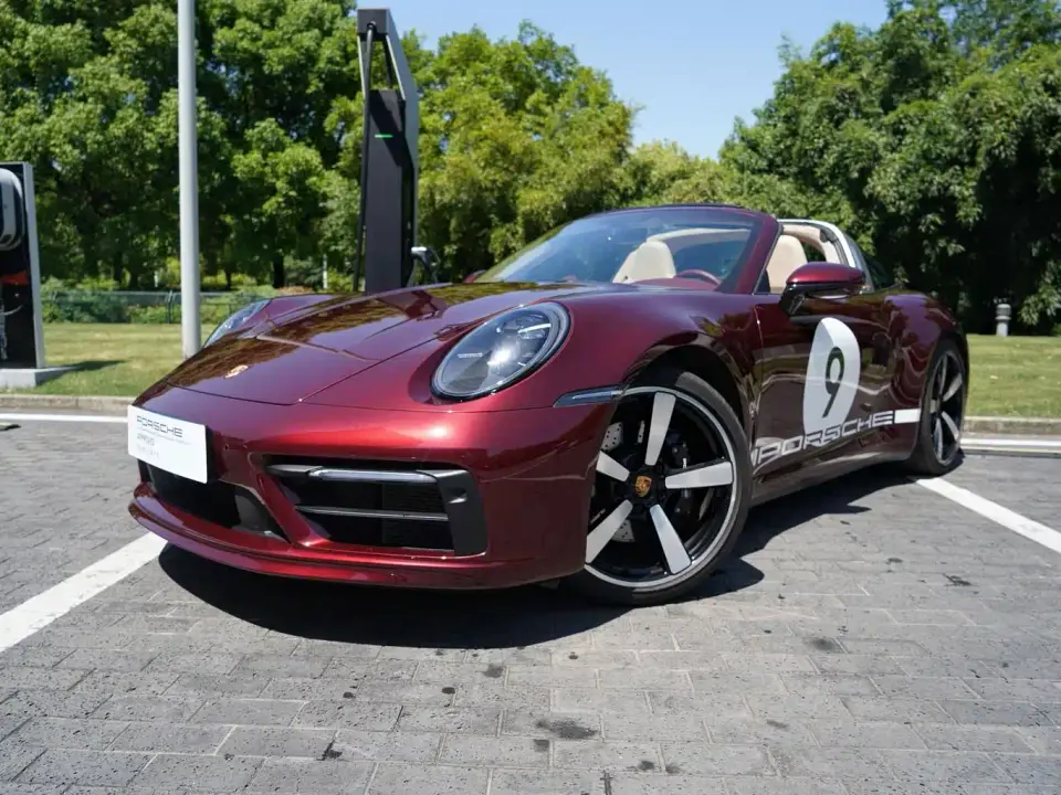 Porsche 911 Targa 4S 3.0T Heritage Design Special Edition 2021
