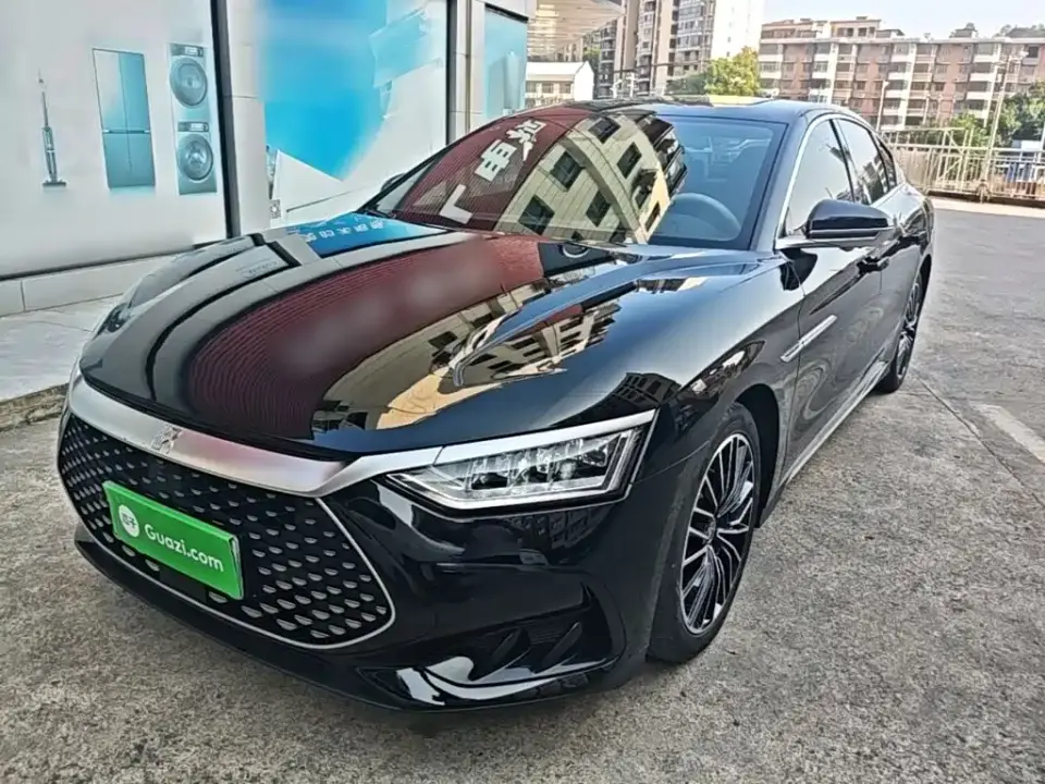 BYD Han Model DM-i Glory Edition 121KM Premium Type 2024