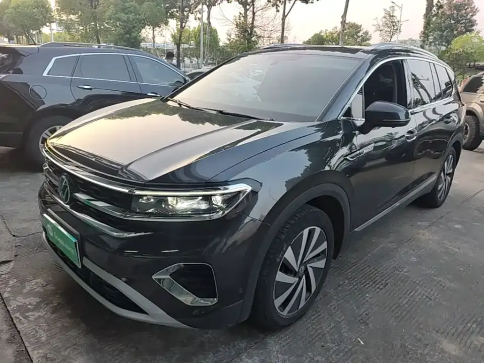 Volkswagen Talagon 330TSI 2WD Luxury Premium Edition 2022