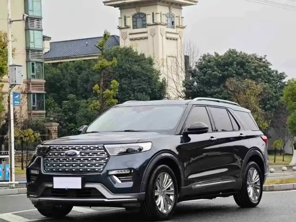 Ford Explorer EcoBoost 285 AWD Titanium Edition 6-Seater 2020