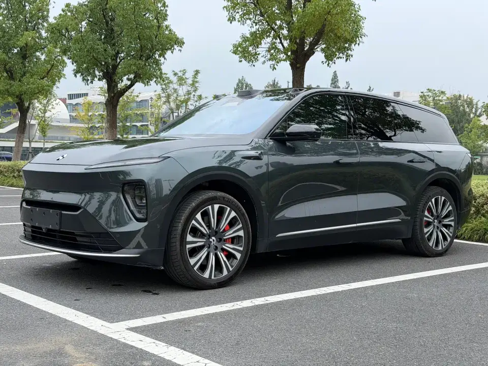 NIO ES8 75kWh Executive Edition 2023