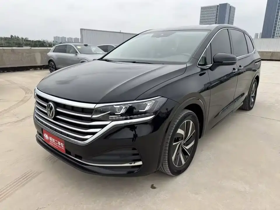 Volkswagen Viloran Facelift 330TSI Luxury Edition 2023
