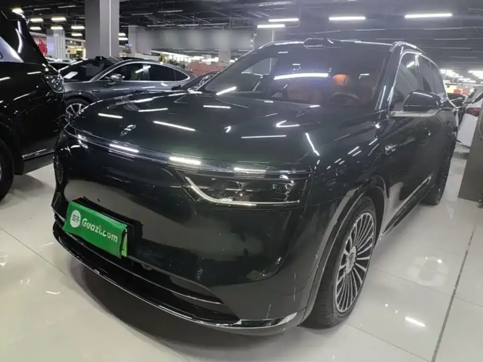 AITO Wenjie AITO M8 Extended Range Ultra 53.4kWh 6-Seater 2025