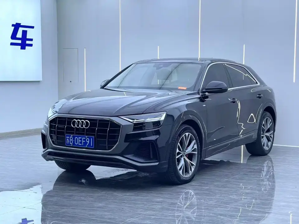 Audi Q8 Model 55 TFSI Luxury Dynamic 2021