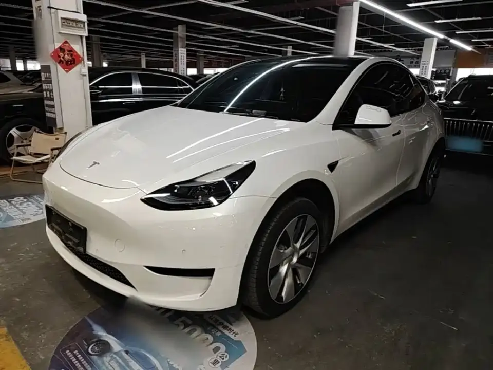 Tesla Model Y Facelift Rear-Wheel Drive Version 2023