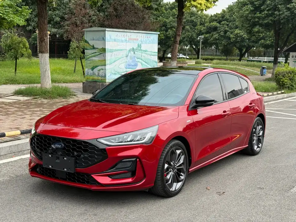 Ford Focus Hatchback EcoBoost 180 Automatic ST Line 2022