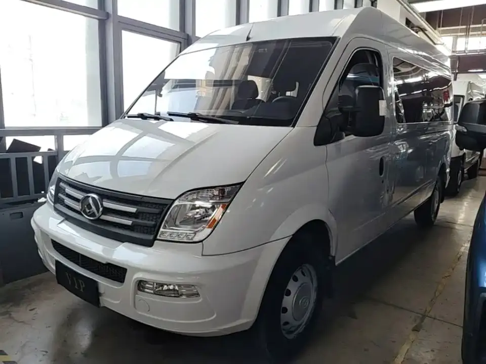 SAIC Maxus Xintu V80 2.0T Manual Classic Aoyuntong 127PS Medium Wheelbase Medium Roof 6/7/8/9 Seater 2022
