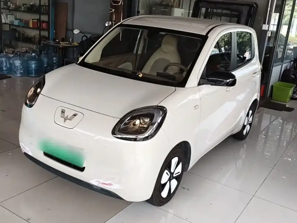 Wuling Motors Hongguang MINIEV 4-Door Advanced 2025