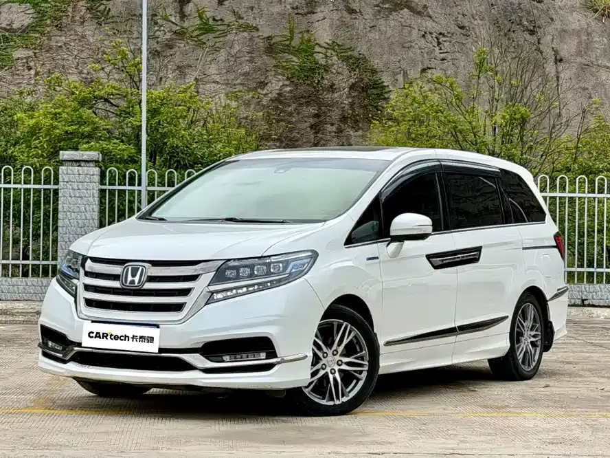 Honda Elysion 2.0L Hybrid Luxury Edition 2021