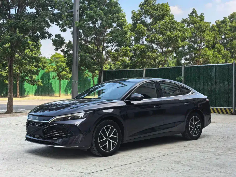 BYD Qin L DM-i 120KM Superior Edition 2024