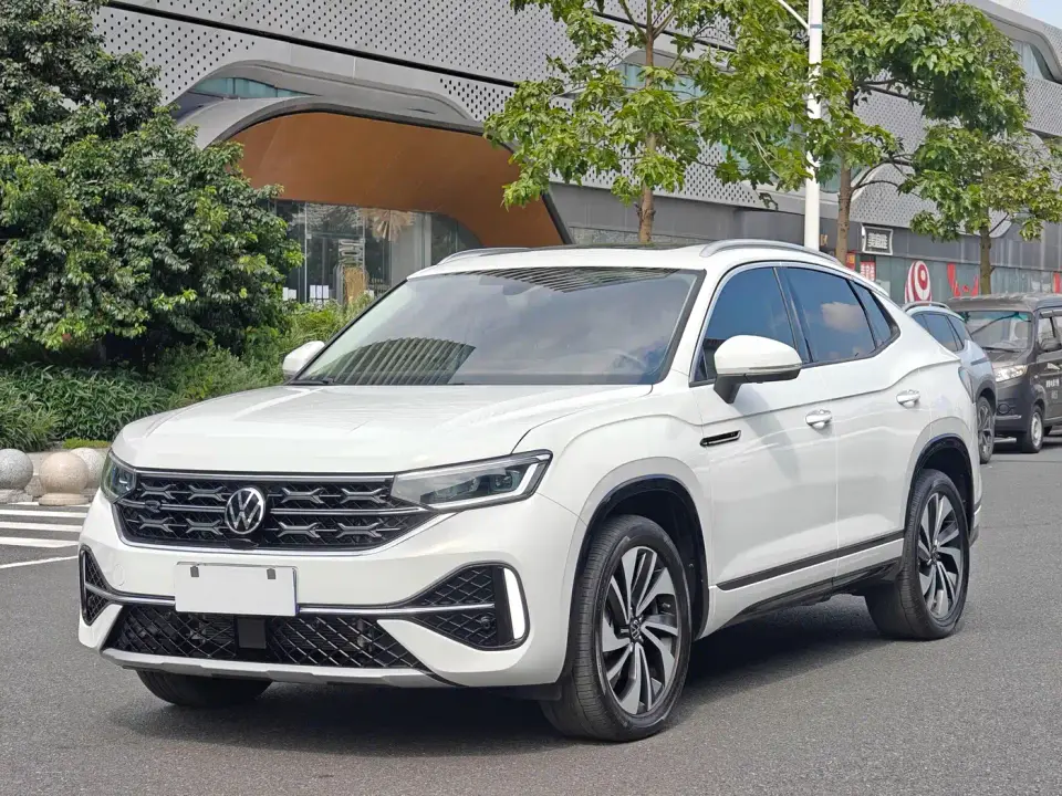 Volkswagen Tayron X 330TSI 2WD Premium High-Performance Edition 2024