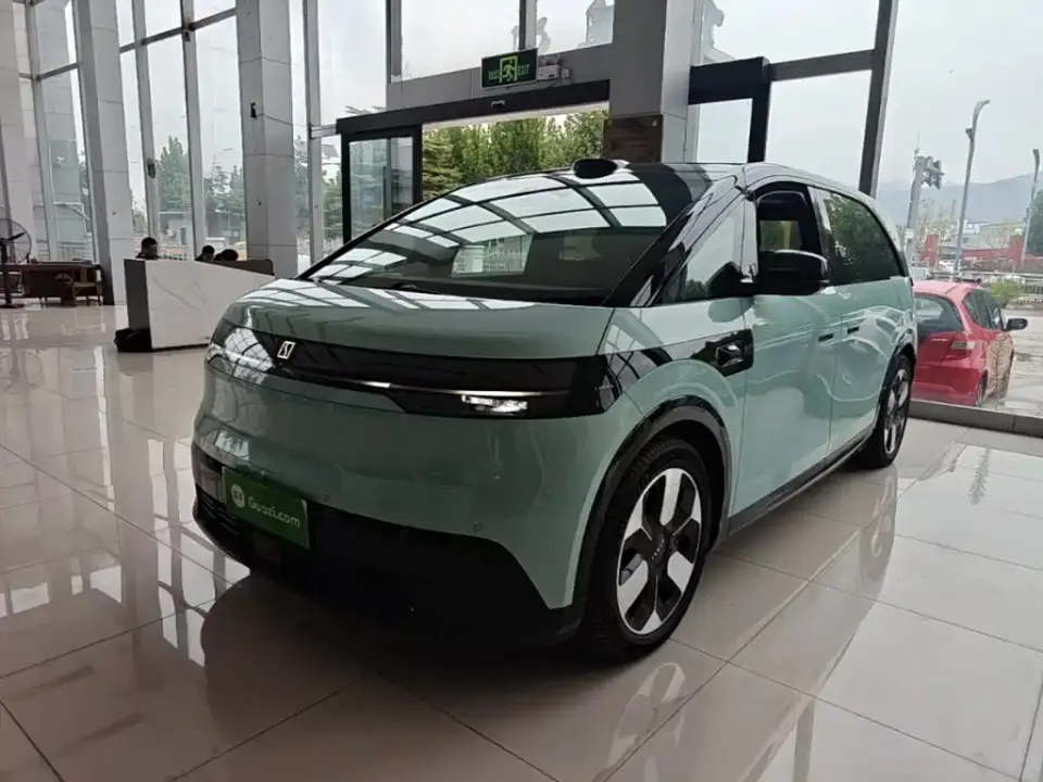 Zeekr MIX Smart Driving Edition 2026