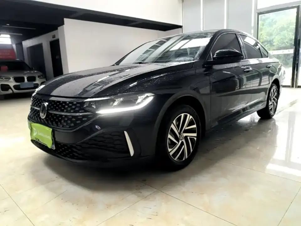Volkswagen Lavida Model 300TSI DSG Starlight Leading Edition 2024