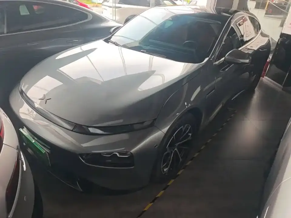 XPeng P7 Model 670N 2021