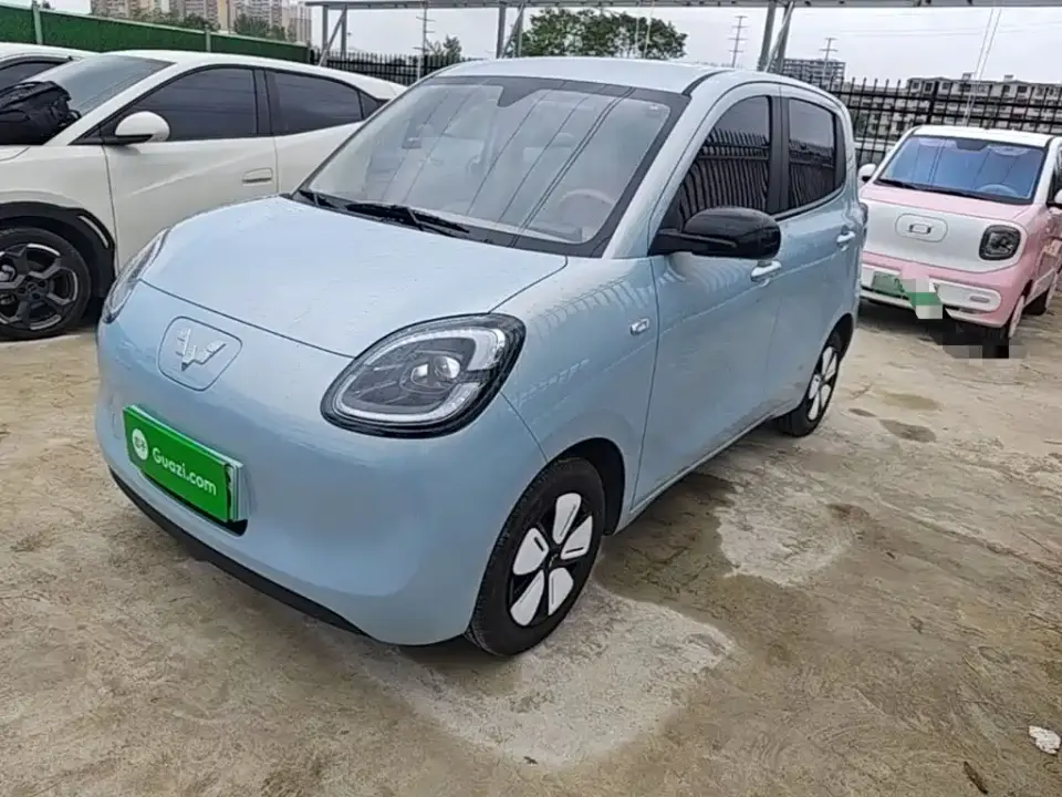 Wuling Motors Hongguang MINIEV 4-Door Premium Edition 2025