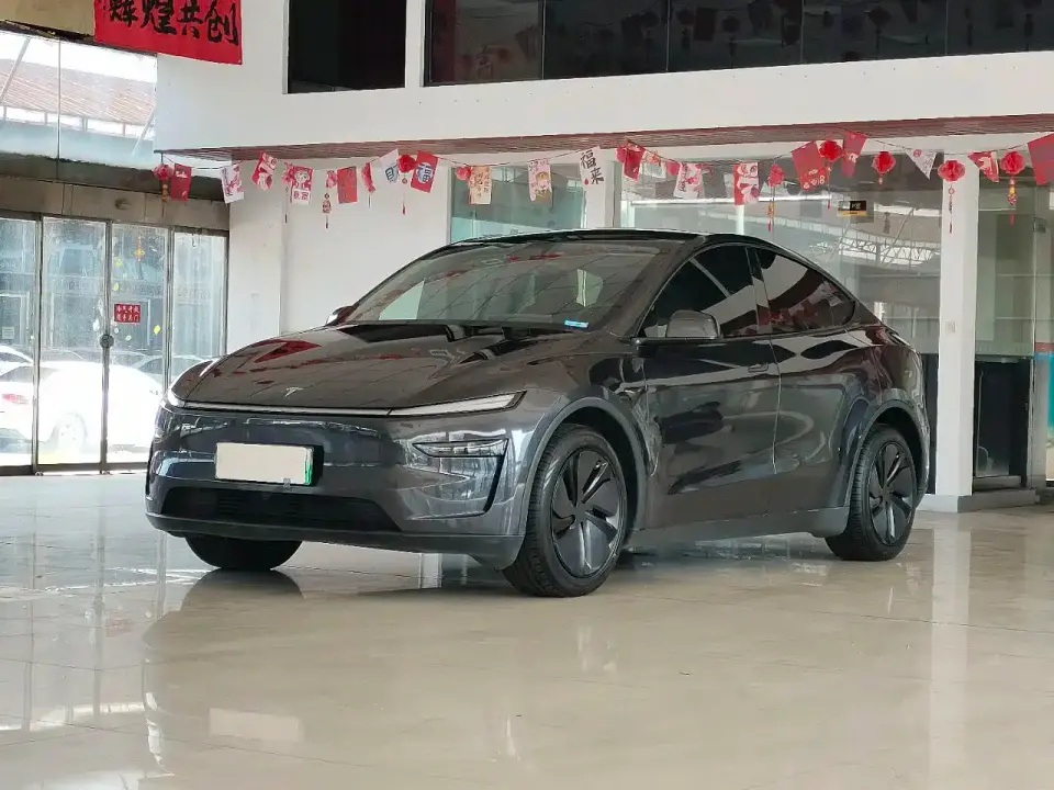 Tesla Model Y Rear-Wheel Drive 2025