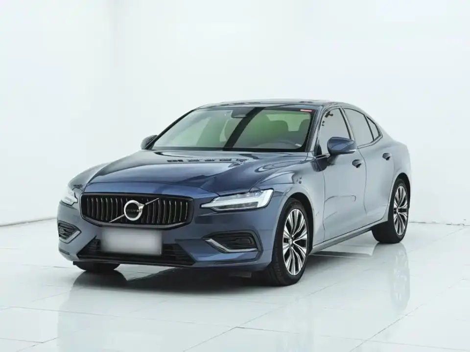 Volvo S60 B4 Inscription Luxury Edition 2024