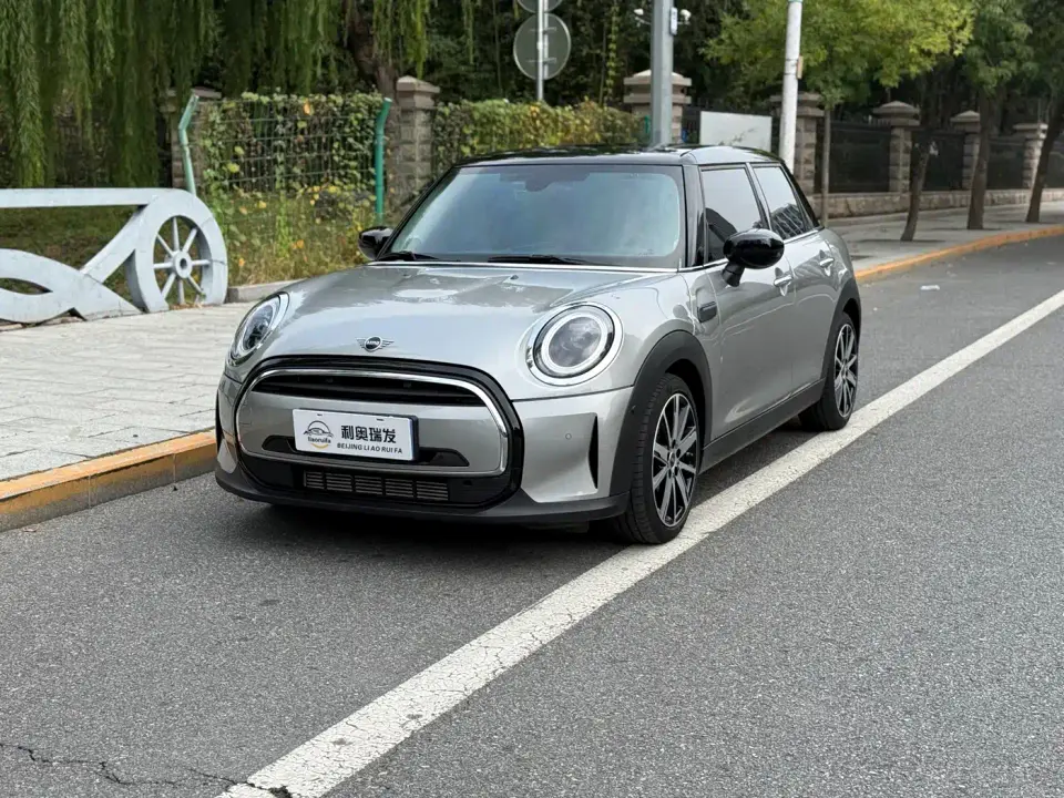 Mini MINI Facelift 1.5T COOPER Artist 5-Door 2024