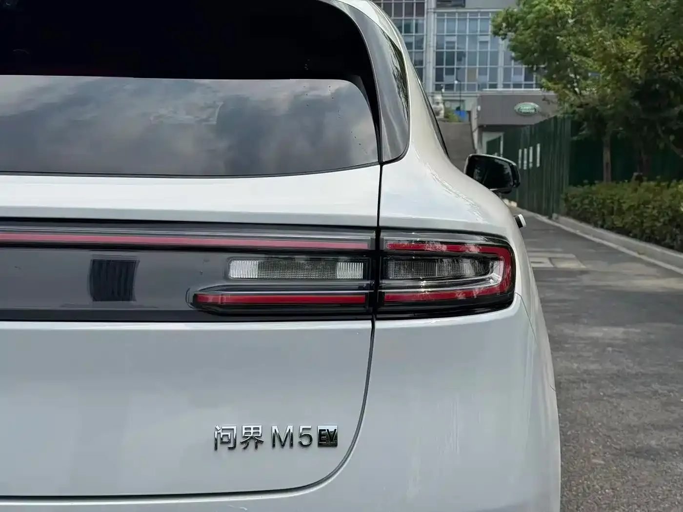 AITO Wenjie AITO M5 Extended Range RWD Smart Drive Edition 2023 — фото 21