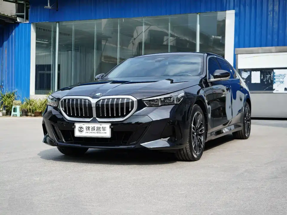 BMW 5 Series 530Li Leading M Sport Package 2026