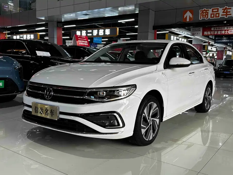 Volkswagen Bora 200TSI DSG Joy Ride PRO Edition 2024
