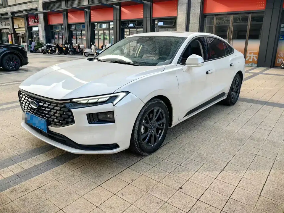 Ford Mondeo 1.5T EcoBoost Luxury 2024
