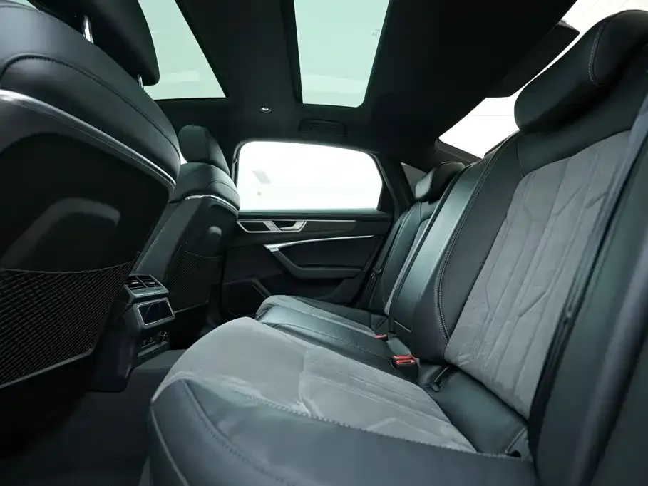 Audi A6L 45 TFSI quattro Premium Dynamic 2023 — фото 19