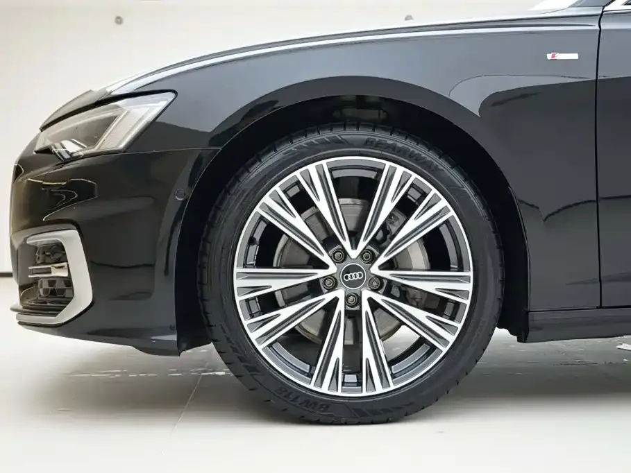 Audi A6L 45 TFSI quattro Premium Dynamic 2023 — фото 14