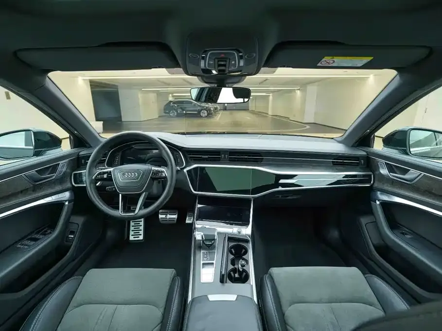 Audi A6L 45 TFSI quattro Premium Dynamic 2023 — фото 18