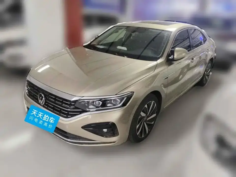 Volkswagen Passat 380TSI Luxury Edition 2022
