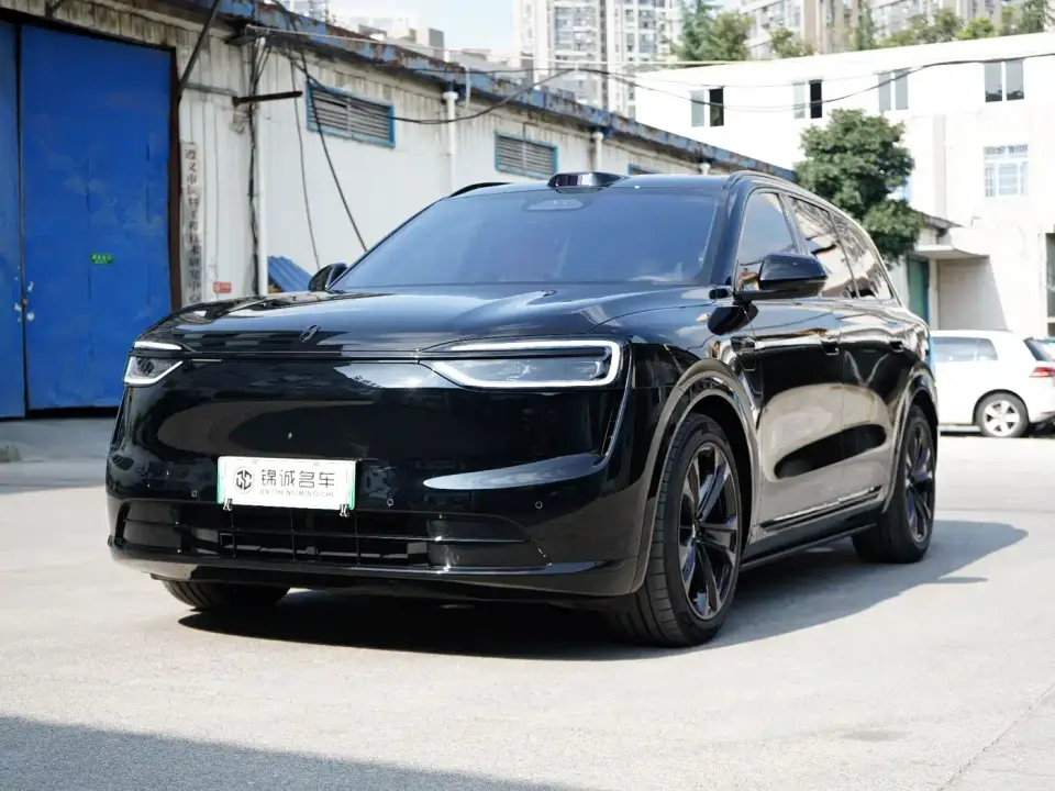 AITO Wenjie AITO M7 Extended Range Max AWD 6-seater 2025