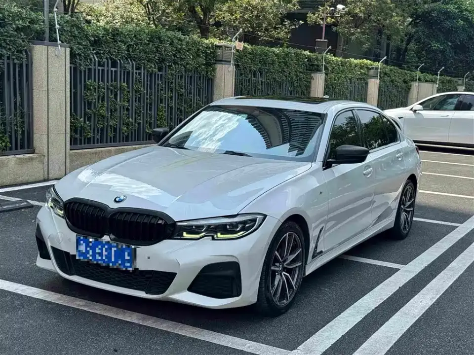 BMW 3 Series 325Li M Sport Package 2021