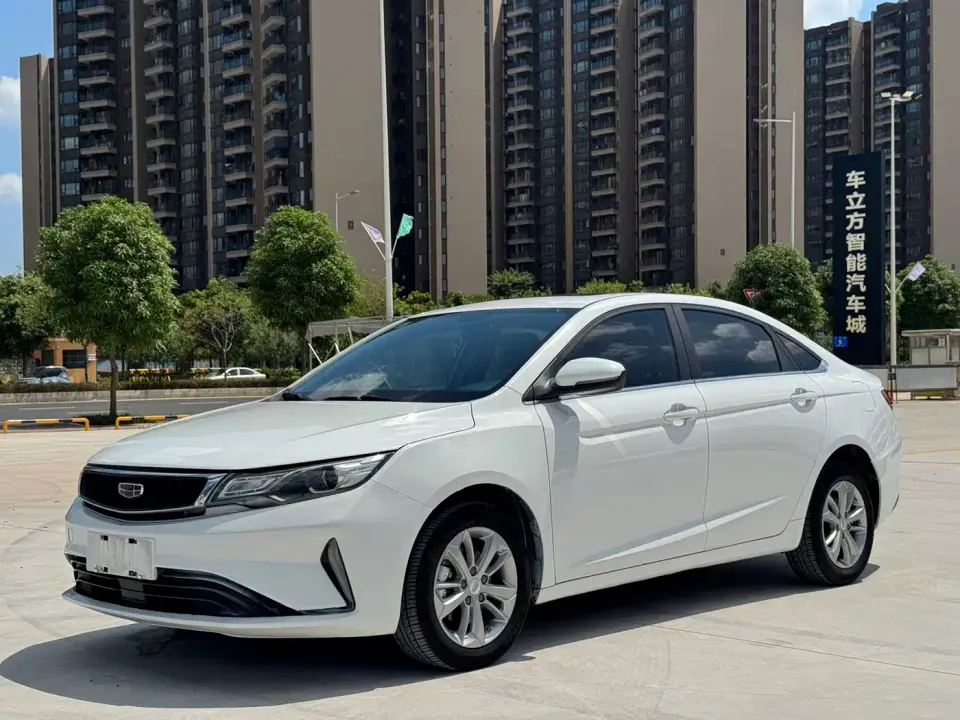 Geely Emgrand GL 1.4T CVT Luxury 2020