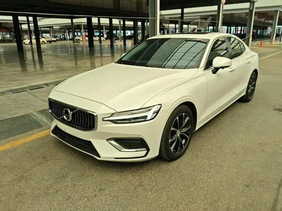 Volvo S60 T4 Smart Elite Luxury 2021