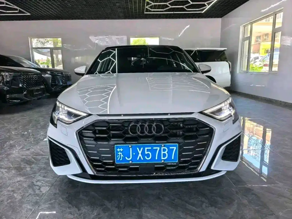Audi A3 A3L Limousine 35 TFSI Style Sport 2022