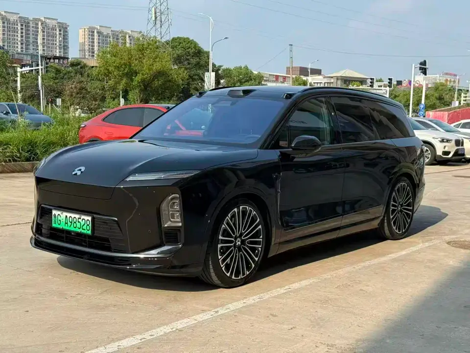 NIO ES8 Base Model 2026