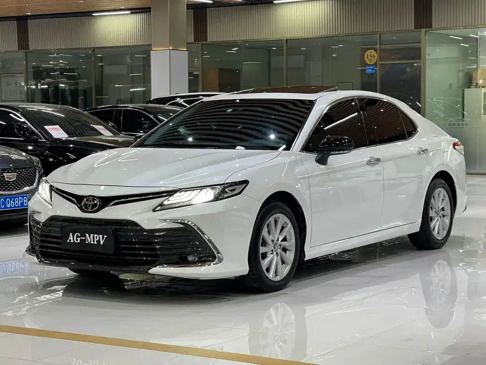 Toyota Camry 2.0G Luxury Edition 2022